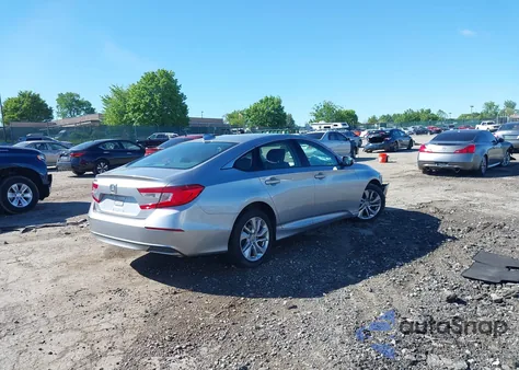 2018 Honda Accord Lx z USA, uszkodzony, nr VIN 1HGCV1F1XJA227844